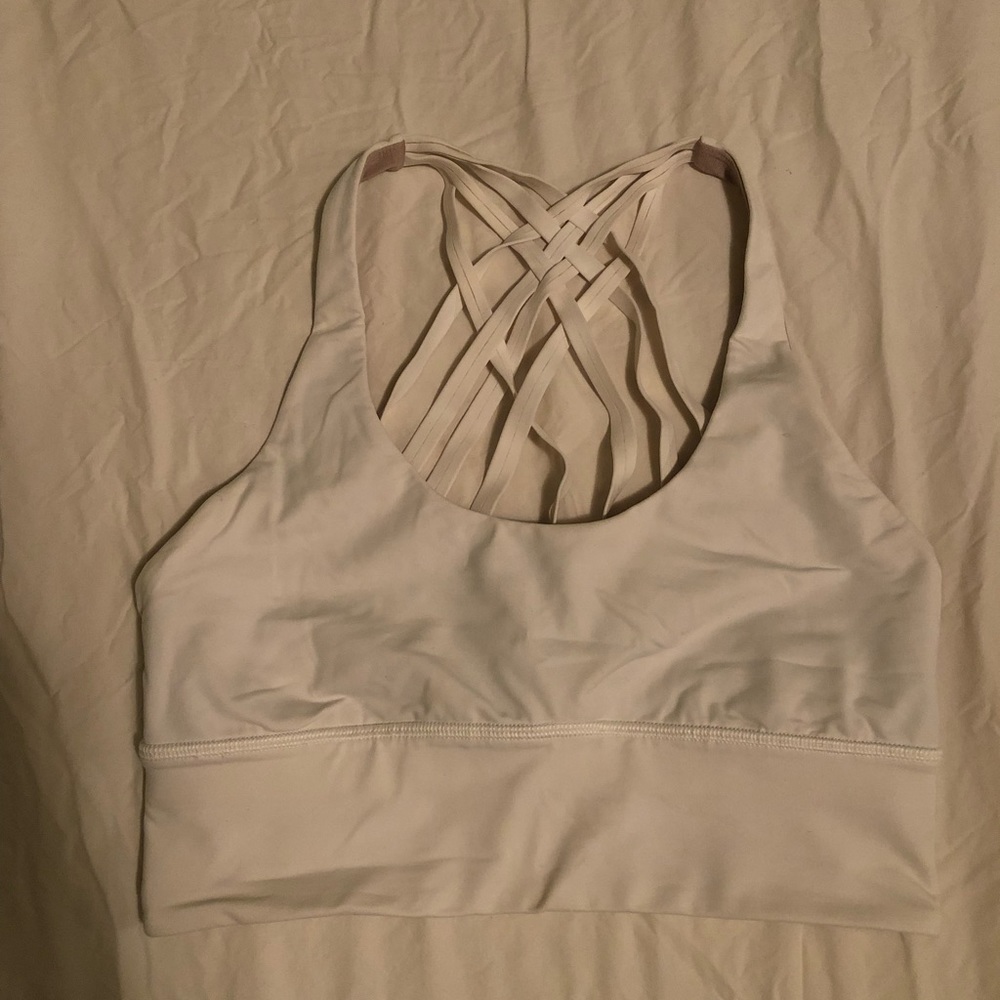 Lululemon free to be serene longline bra